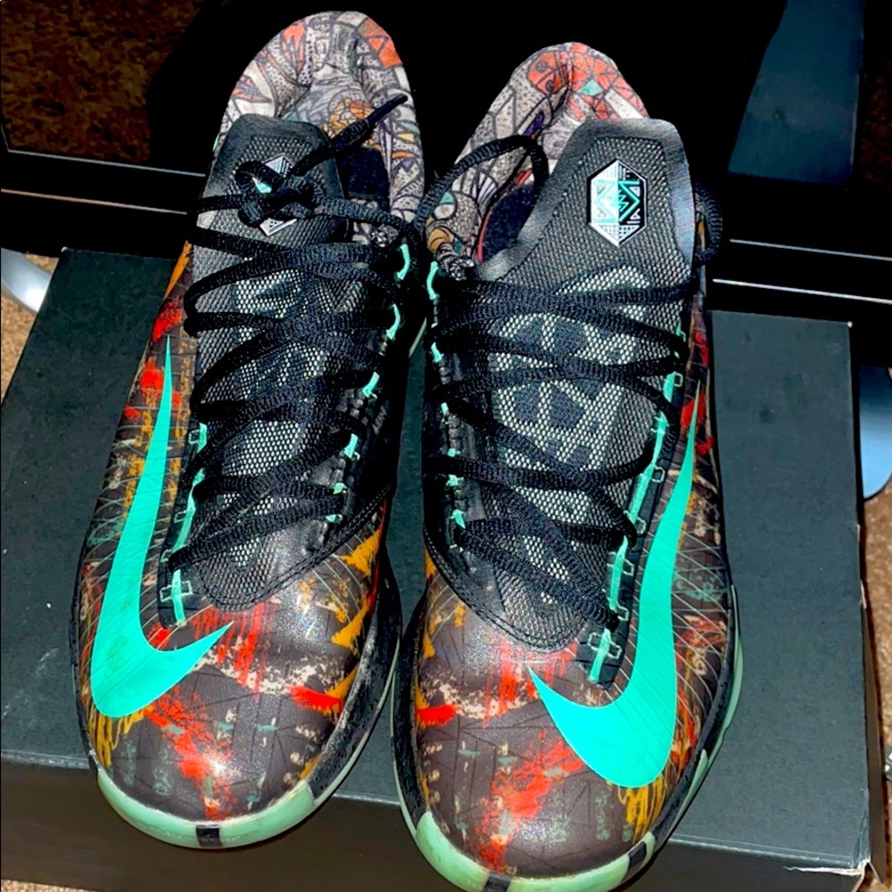 KD sneakers